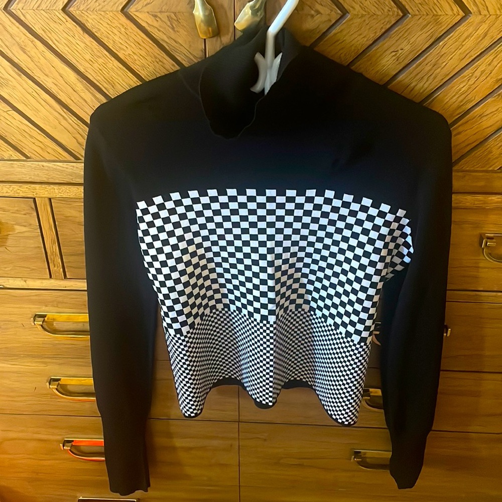 Optimum-nostalgic black checkered turtle neck
